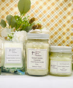 Load image into Gallery viewer, Sweet Vanilla Caramel Candle
